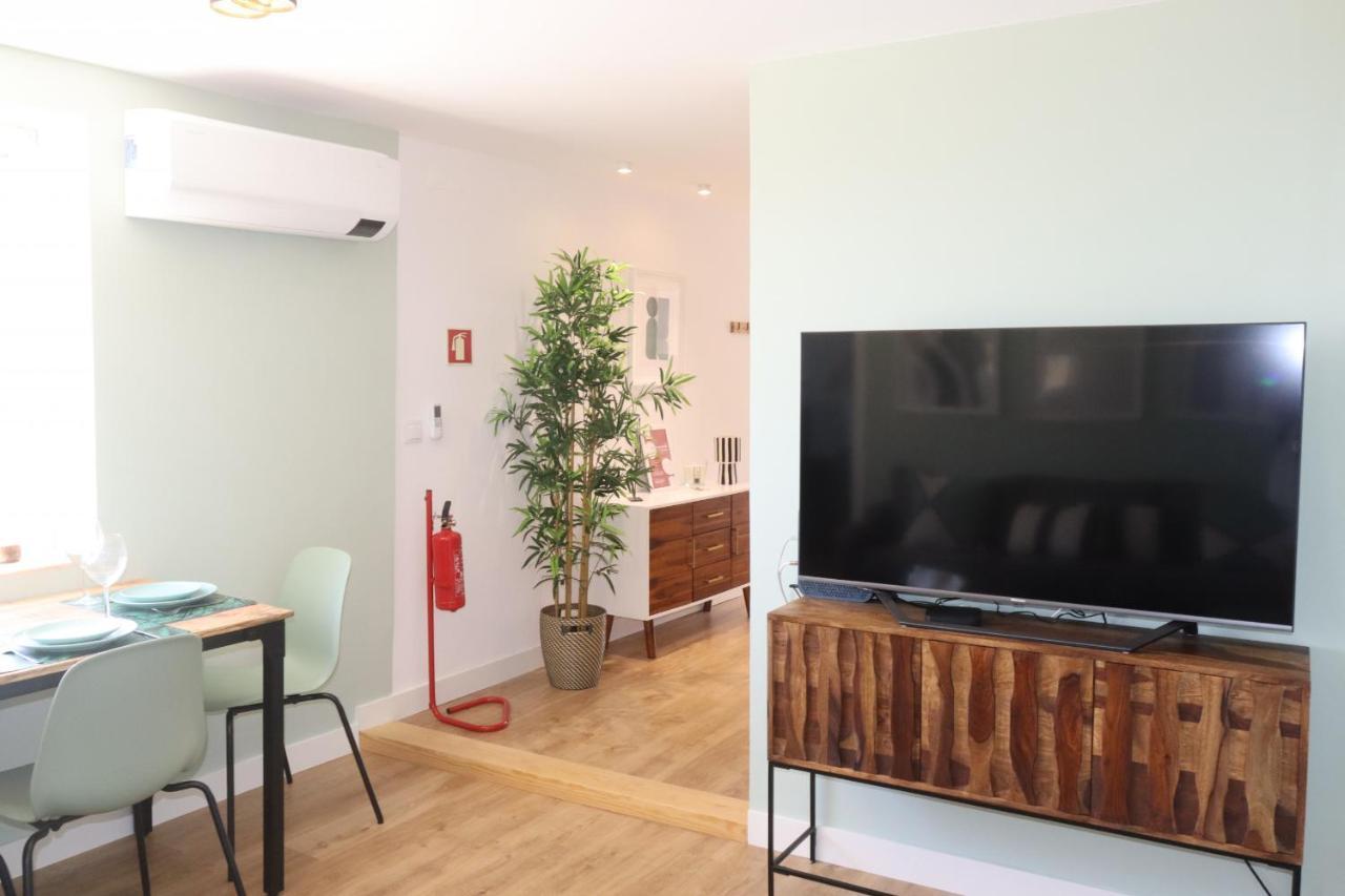 Lisbon, T2 Renewed Duplex With River View, Beato, Lisboa Extérieur photo