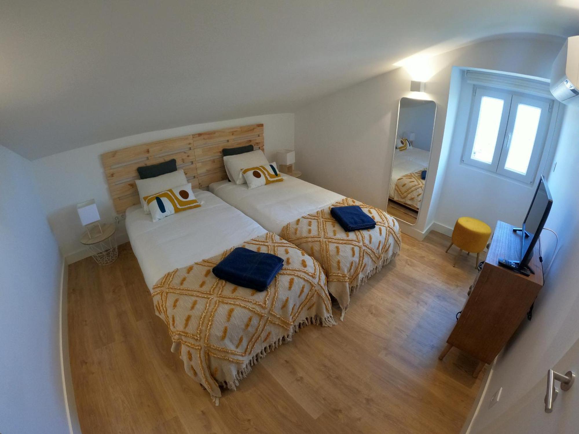 Lisbon, T2 Renewed Duplex With River View, Beato, Lisboa Extérieur photo
