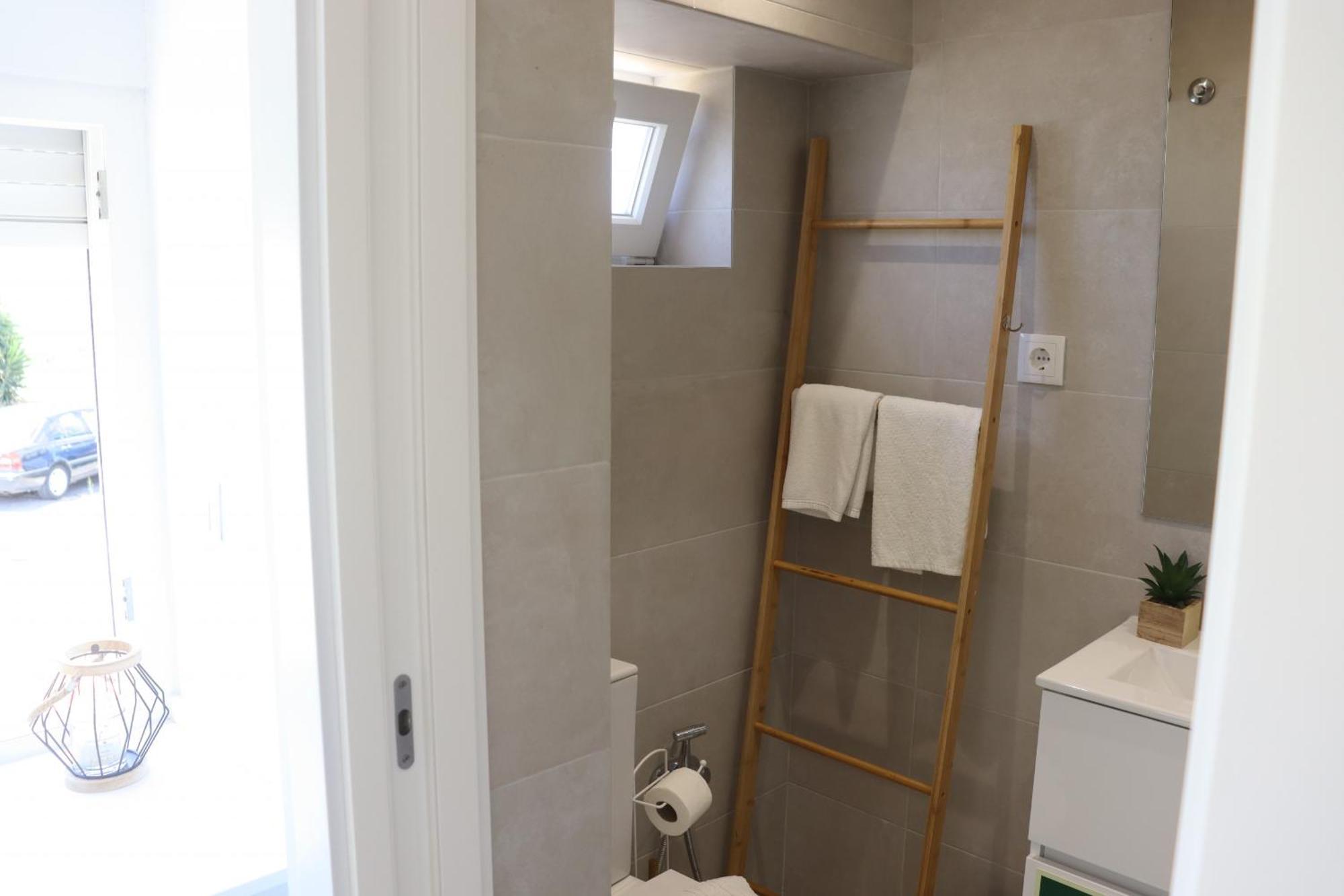 Lisbon, T2 Renewed Duplex With River View, Beato, Lisboa Extérieur photo