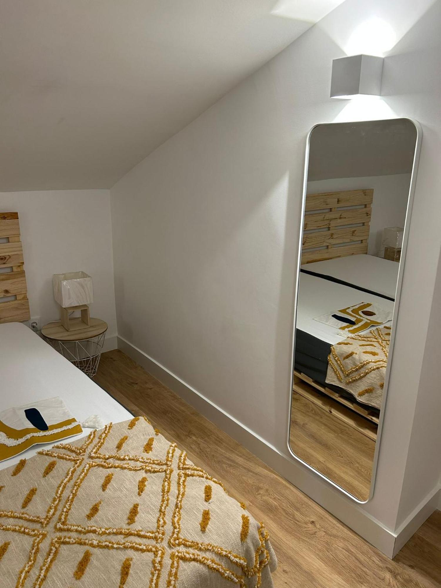 Lisbon, T2 Renewed Duplex With River View, Beato, Lisboa Extérieur photo